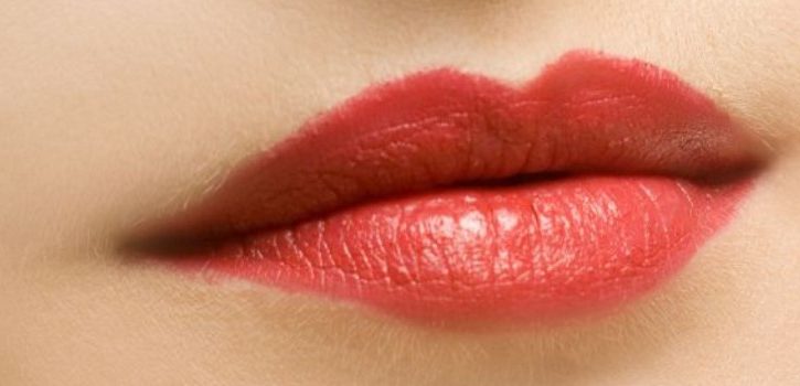 Cara Menipiskan Bibir Sederhana Alami Mudah