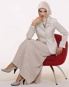 Model Baju Kantor Wanita Muslim Terbaru